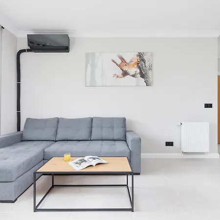 Lema Near Tauron Arena By Renters Prestige
