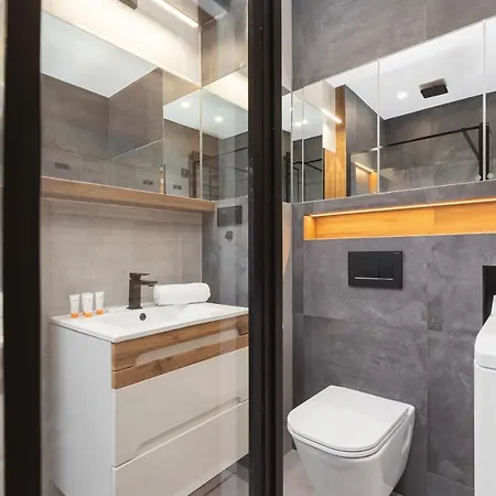 Apartment Lema Near Tauron Arena By Renters Prestige *