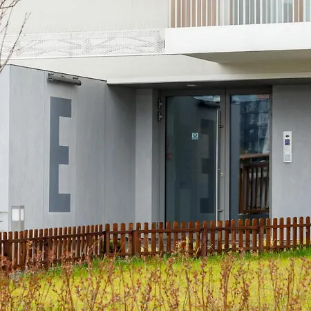 Lema Near Tauron Arena By Renters Prestige Apartment Krakau